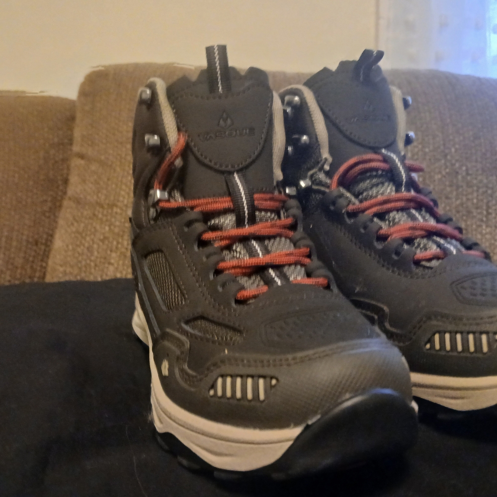 Vasque Kids Boots - Black and Red